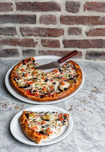 Pizzo's Pizzeria at Millenia Otay Ranch