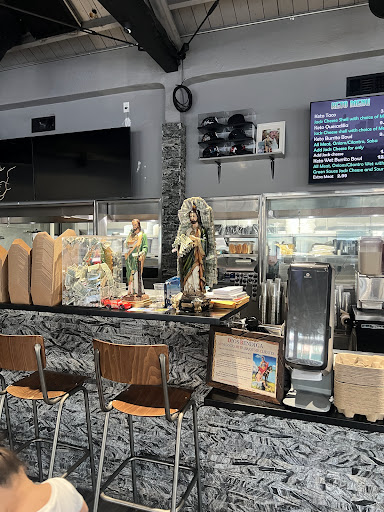 East Los Tacos