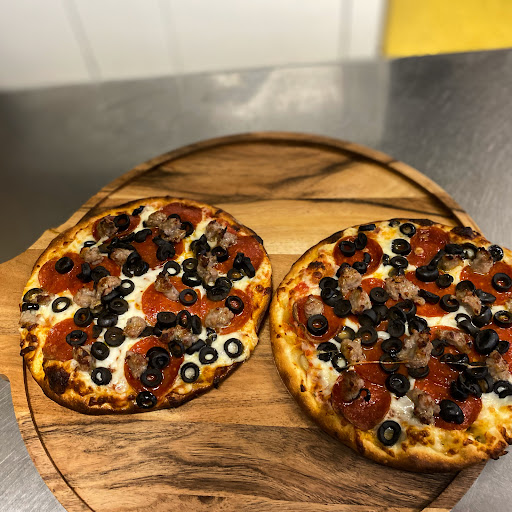 Rafael's Pizza (Rafael Kitchen + Pizza)