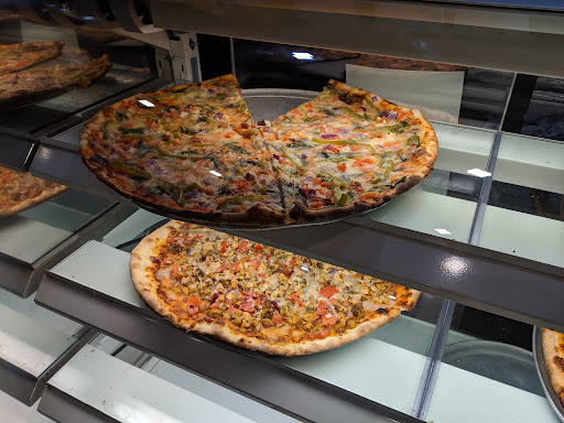 Basil Pizzeria