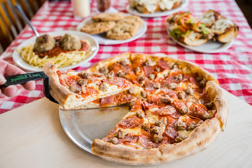Toto's Pizzeria & Restaurant