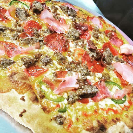 Bootleggers Pizza Parlor