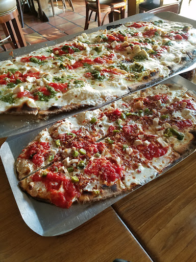 Olivella’s Pizza and Wine