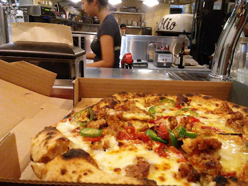 Olio Wood Fired Pizzeria GCM