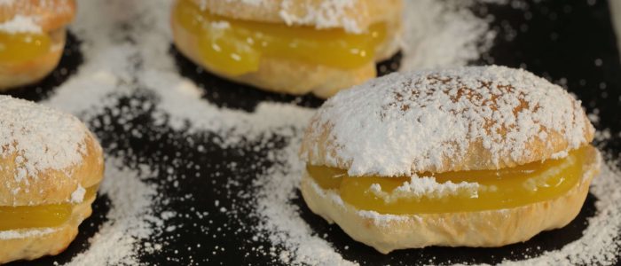 Carmelita’s: Delicioso postre casero de chocolate y frutas – Receta fácil y rápida