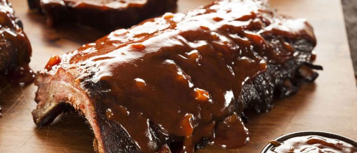 Delicioso BBQ al Estilo Bronco’s: Parrilla, Carne Asada y Sabores Ahumados