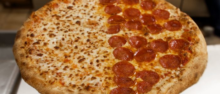 Pizza artesanal de JV’s Pizza – Deliciosa pizza italiana, ingredientes frescos y crujiente
